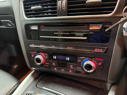 AUDI Q5 3.0 TDI [258] Quattro S Line Plus 5dr S Tronic