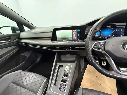 VOLKSWAGEN GOLF 2.0 TDI 150 R-Line 5dr DSG