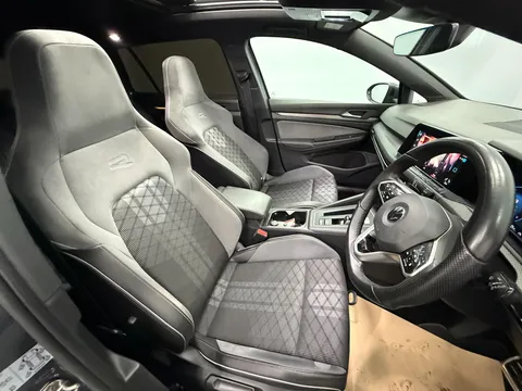 VOLKSWAGEN GOLF 2.0 TDI 150 R-Line 5dr DSG