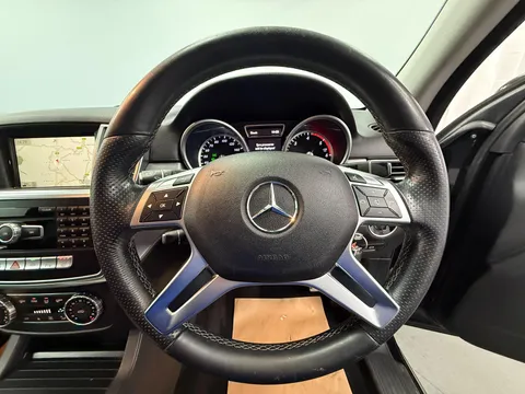 MERCEDES-BENZ M CLASS ML250 CDi BlueTEC AMG Line 5dr Auto