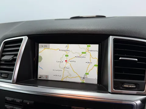 MERCEDES-BENZ M CLASS ML250 CDi BlueTEC AMG Line 5dr Auto