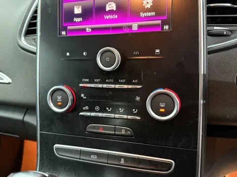 RENAULT GRAND SCENIC 1.5 dCi Dynamique Nav 5dr Auto