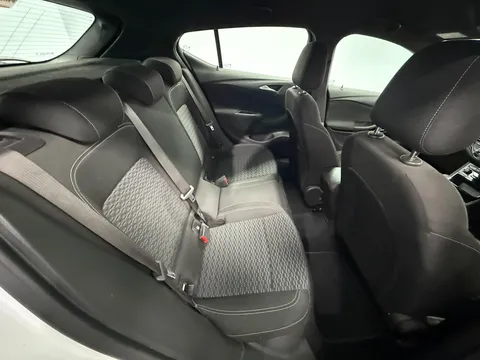 VAUXHALL ASTRA 1.6T 16V 200 SRi Vx-line Nav 5dr