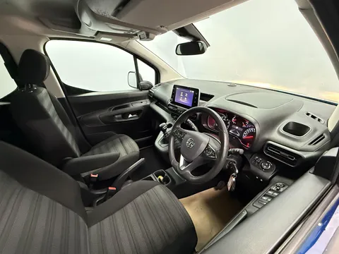 VAUXHALL COMBO LIFE 1.5 Turbo D SE 5dr