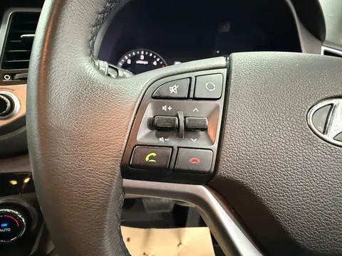 HYUNDAI TUCSON 1.7 CRDi Blue Drive SE Nav 5dr 2WD DCT