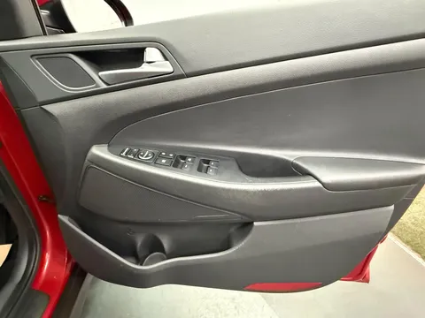 HYUNDAI TUCSON 1.7 CRDi Blue Drive SE Nav 5dr 2WD DCT