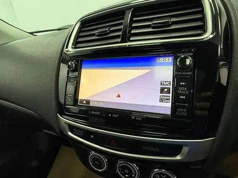 MITSUBISHI ASX 1.6 4 5dr 4WD