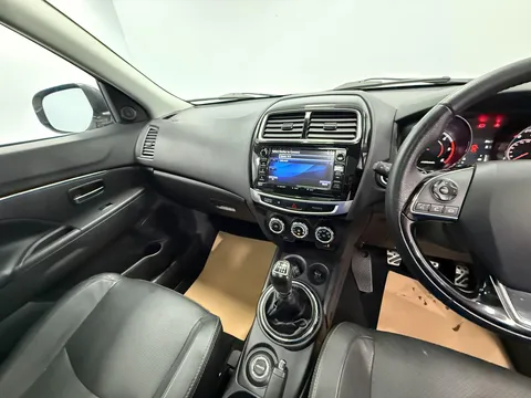 MITSUBISHI ASX 1.6 4 5dr 4WD