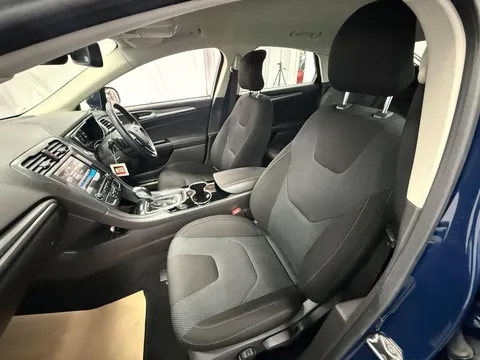 FORD MONDEO 2.0 TDCi Titanium 5dr Powershift