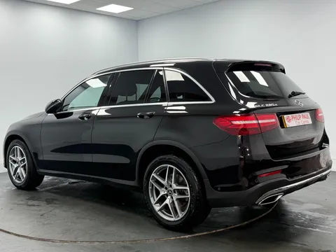 MERCEDES-BENZ GLC GLC 220d 4Matic AMG Line 5dr 9G-Tronic