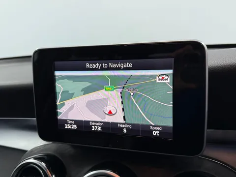 MERCEDES-BENZ GLC GLC 220d 4Matic AMG Line 5dr 9G-Tronic