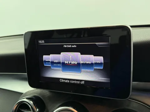 MERCEDES-BENZ GLC GLC 220d 4Matic AMG Line 5dr 9G-Tronic