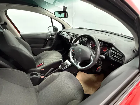 CITROEN C3 1.6 BlueHDi 75 Platinum 5dr