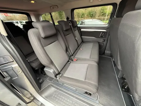 TOYOTA PROACE VERSO 2.0D Shuttle Long 5dr