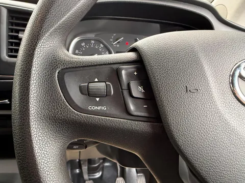 TOYOTA PROACE VERSO 2.0D Shuttle Long 5dr