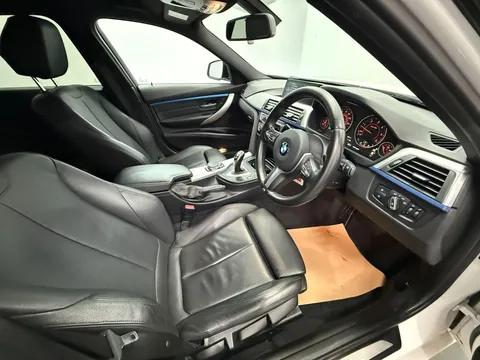 BMW 3 SERIES 330d M Sport 4dr Step Auto