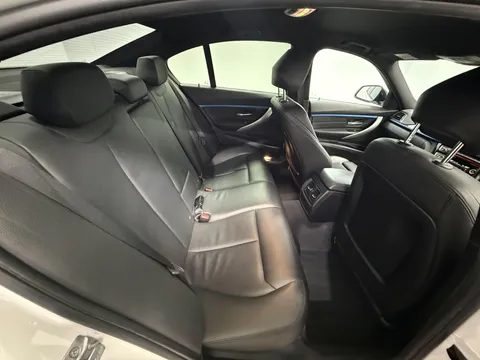 BMW 3 SERIES 330d M Sport 4dr Step Auto