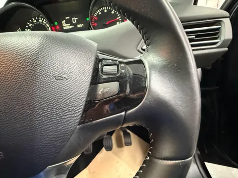 PEUGEOT 308 1.6 HDi 92 Active 5dr