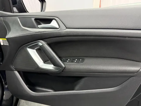 PEUGEOT 308 1.6 HDi 92 Active 5dr