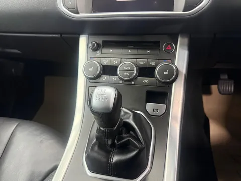 LAND ROVER RANGE ROVER EVOQUE 2.2 SD4 Pure 3dr [Tech Pack]