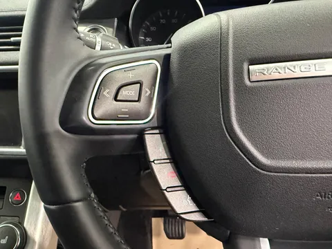 LAND ROVER RANGE ROVER EVOQUE 2.2 SD4 Pure 3dr [Tech Pack]