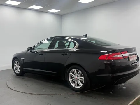 JAGUAR XF 2.2d [163] Portfolio 4dr Auto