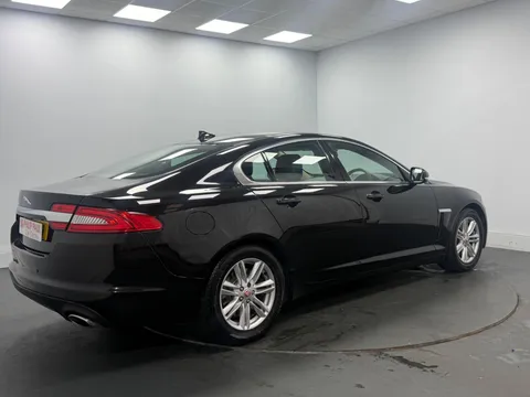 JAGUAR XF 2.2d [163] Portfolio 4dr Auto
