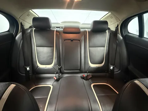 JAGUAR XF 2.2d [163] Portfolio 4dr Auto