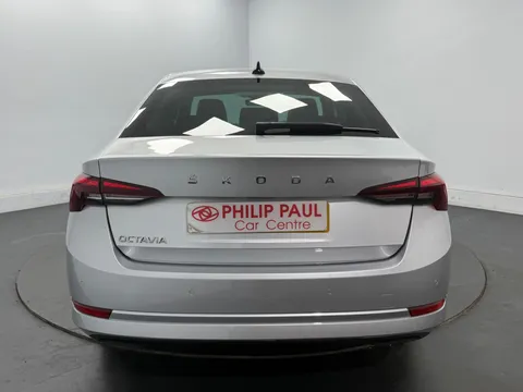 SKODA OCTAVIA 2.0 TDI SE L First Edition 5dr