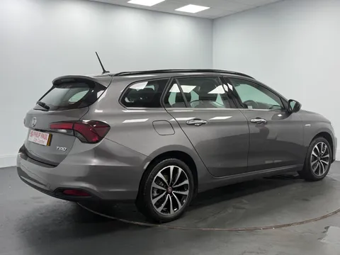 FIAT TIPO 1.4 Lounge 5dr