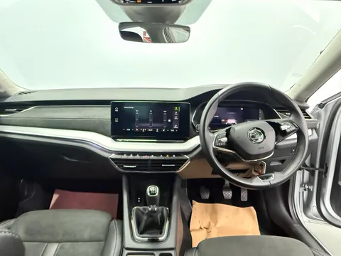 SKODA OCTAVIA 2.0 TDI SE L First Edition 5dr