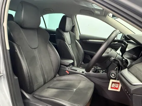 SKODA OCTAVIA 2.0 TDI SE L First Edition 5dr