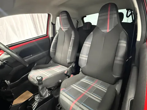 PEUGEOT 108 1.2 VTi Allure 3dr