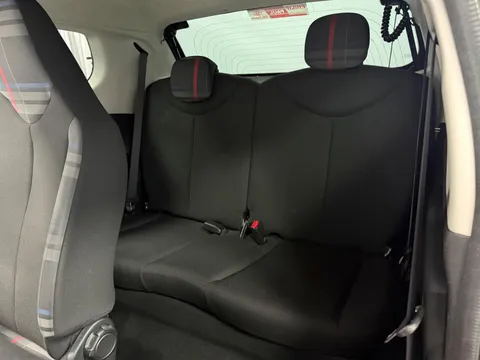 PEUGEOT 108 1.2 VTi Allure 3dr