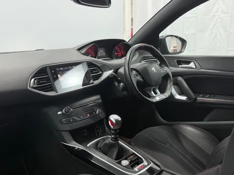 PEUGEOT 308 1.6 THP 270 GTI by Peugeot Sport 5dr