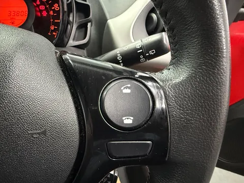 PEUGEOT 108 1.2 VTi Allure 3dr