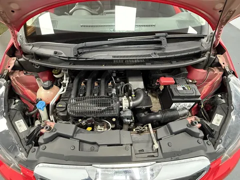 PEUGEOT 108 1.2 VTi Allure 3dr