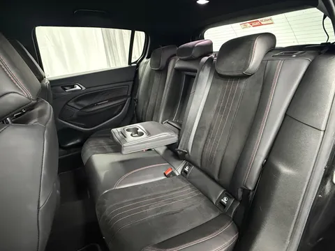 PEUGEOT 308 1.6 THP 270 GTI by Peugeot Sport 5dr