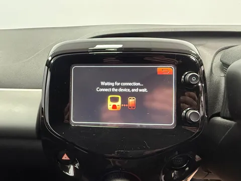 PEUGEOT 108 1.2 VTi Allure 3dr