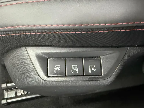 PEUGEOT 308 1.6 THP 270 GTI by Peugeot Sport 5dr