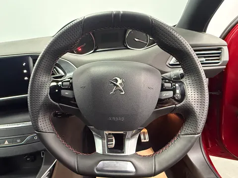 PEUGEOT 308 1.2 PureTech 130 GT Line 5dr