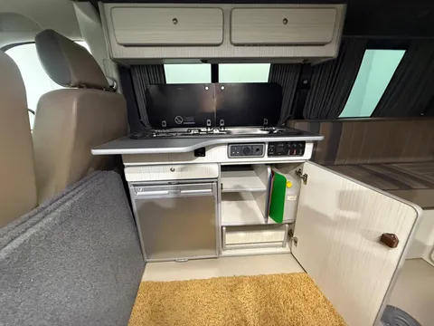 VOLKSWAGEN TRANSPORTER 2.0 TDI BMT 102 Startline Van Euro 6