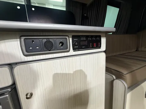 VOLKSWAGEN TRANSPORTER 2.0 TDI BMT 102 Startline Van Euro 6