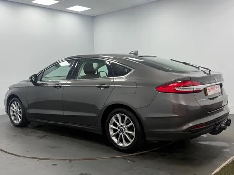 FORD MONDEO 2.0 EcoBlue Zetec Edition 5dr