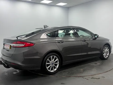 FORD MONDEO 2.0 EcoBlue Zetec Edition 5dr