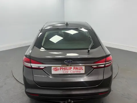 FORD MONDEO 2.0 EcoBlue Zetec Edition 5dr