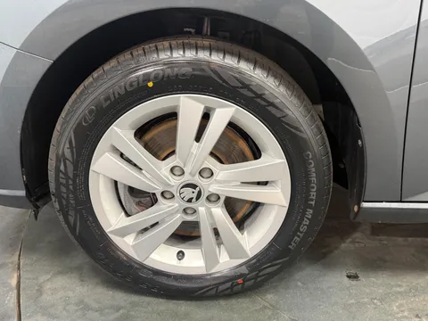 SKODA FABIA 1.0 TSI 110 SE 5dr DSG