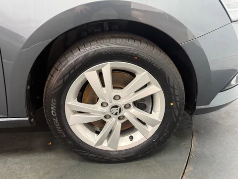 SKODA FABIA 1.0 TSI 110 SE 5dr DSG