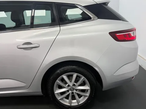 RENAULT MEGANE 1.5 dCi Dynamique Nav 5dr Auto