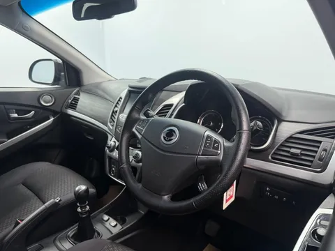 SSANGYONG KORANDO 2.2 EX 4x4 5dr